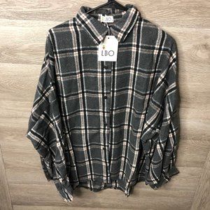LBO Womens Size 4 Oversized Blanket Flannel Shirt